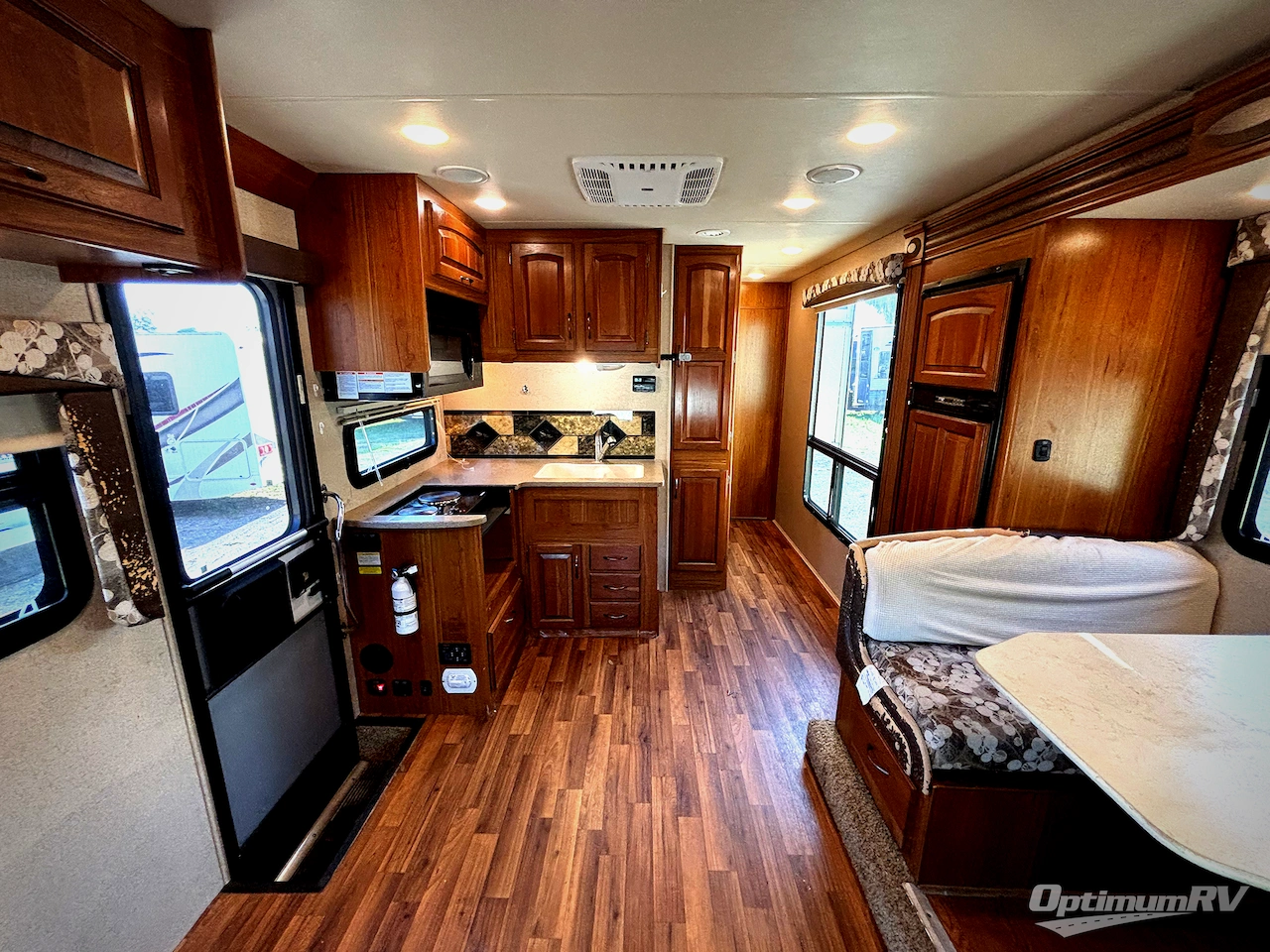2016 Jayco Greyhawk 31DS Photo 4