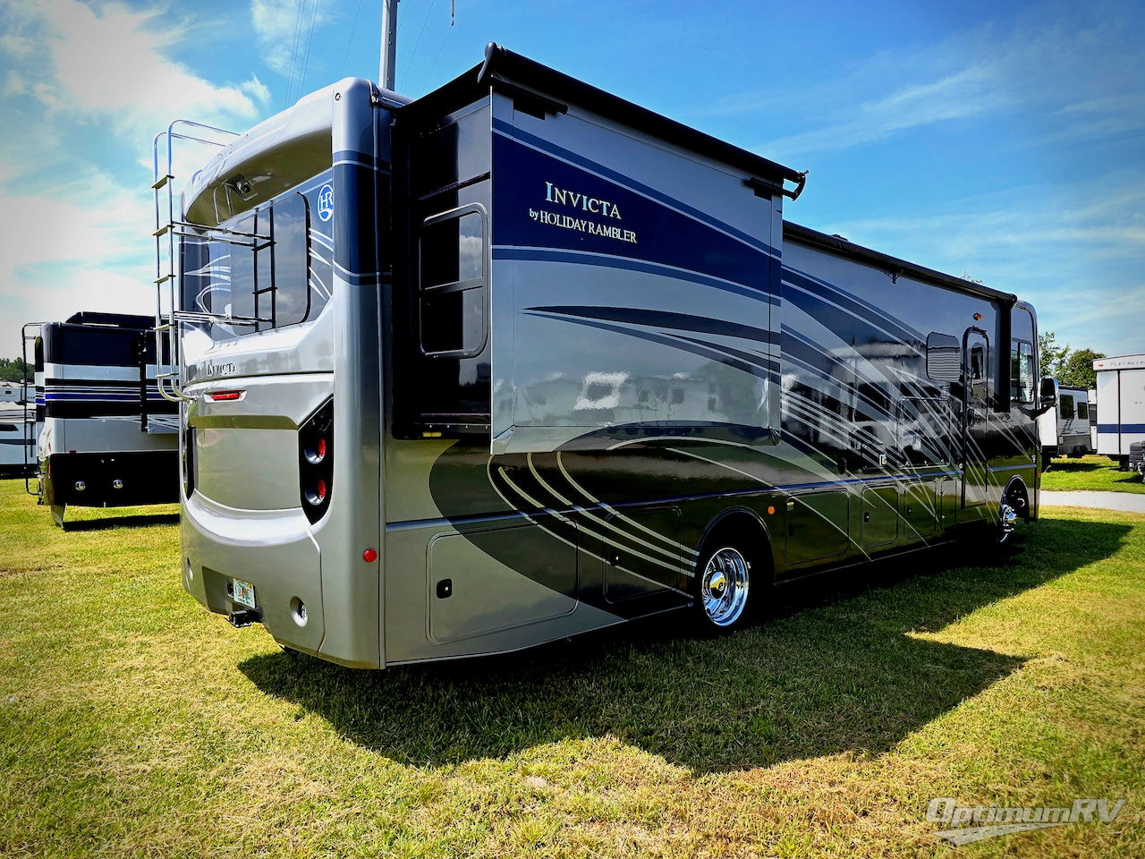 2023 Holiday Rambler Invicta 34MB Photo 2