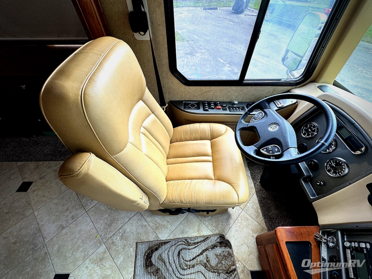 2011 Holiday Rambler Endeavor 43DFT Photo 7