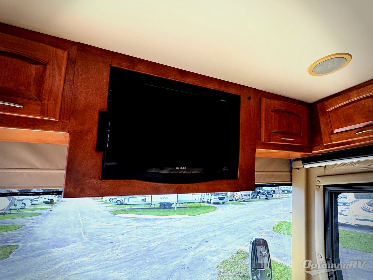 2011 Holiday Rambler Endeavor 43DFT Photo 10