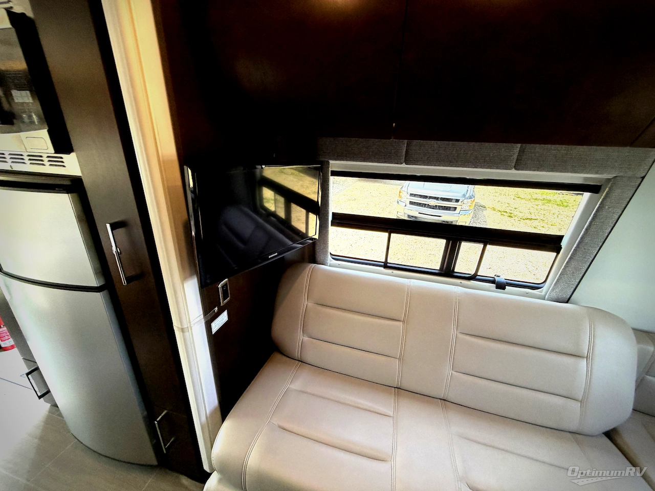 2019 Leisure Travel Serenity 24CB Photo 14