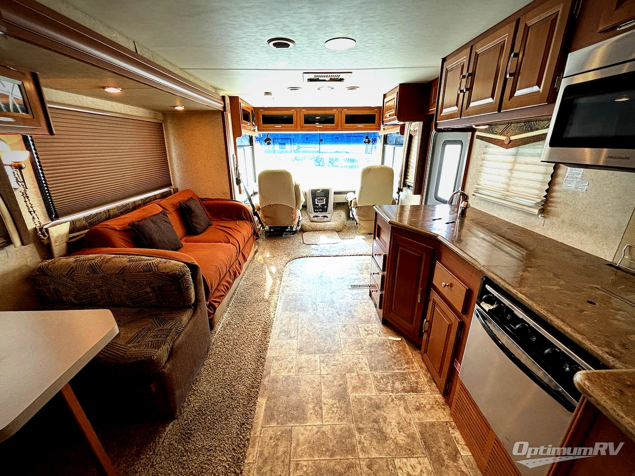 2012 Forest River Georgetown XL 360DS Photo 5