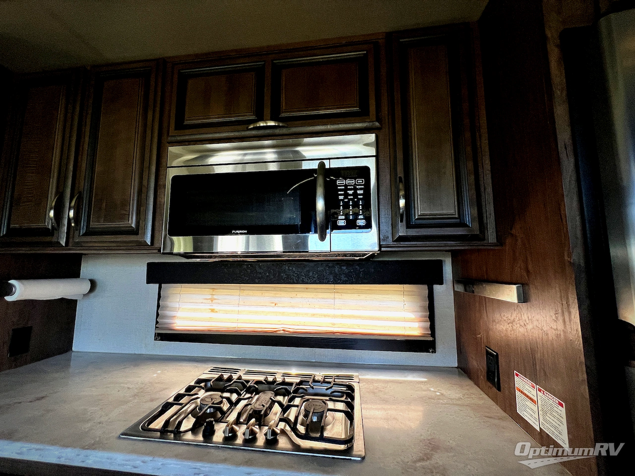 2020 KZ Durango Gold G356RLT Photo 12