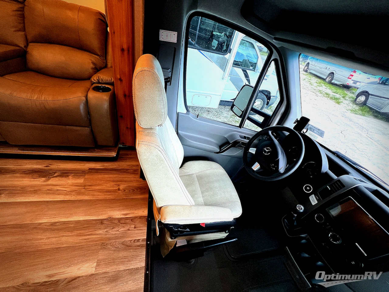 2018 Coachmen Prism 2200 FS Photo 8