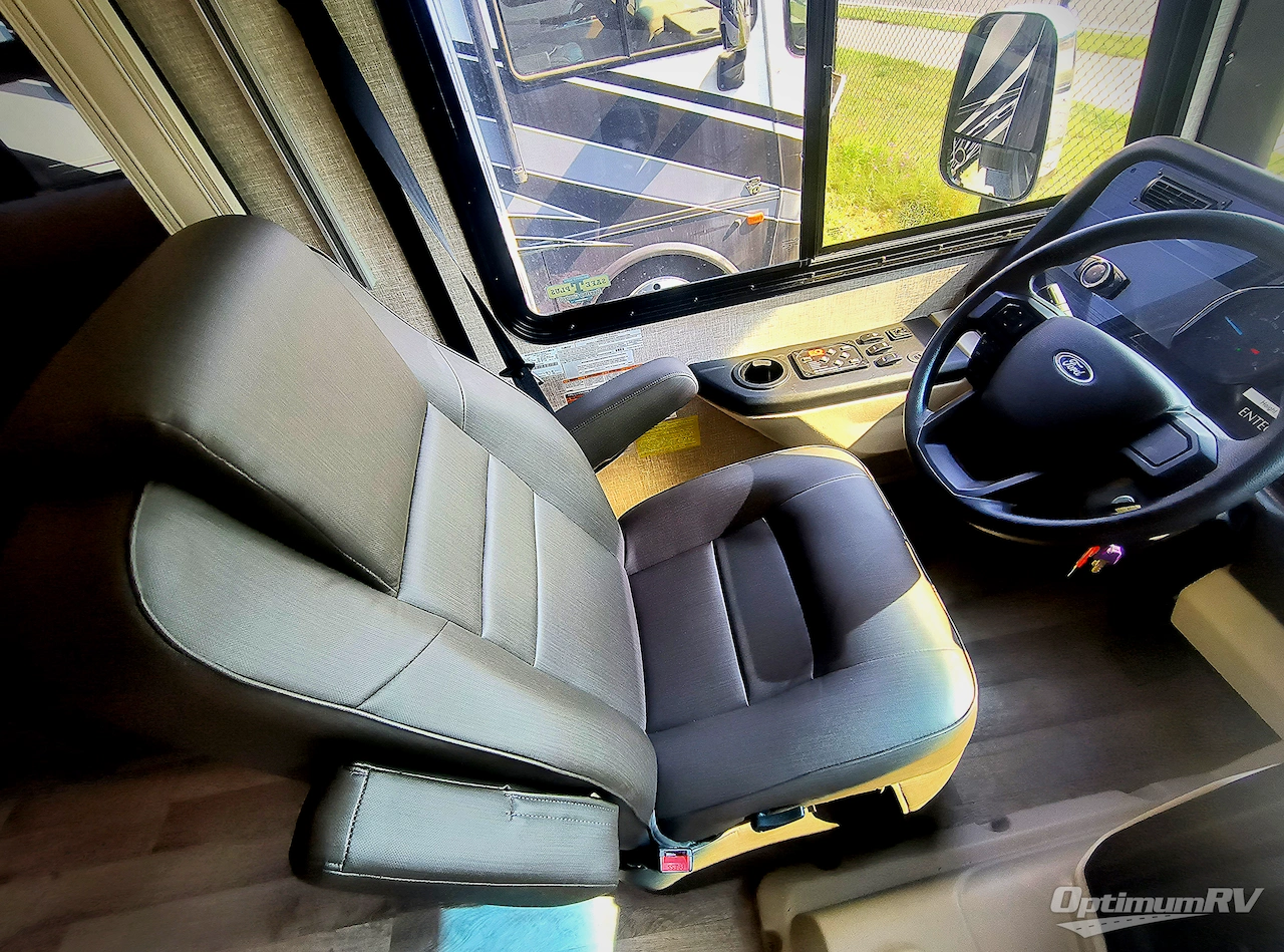 2022 Entegra Vision XL 34G Photo 4