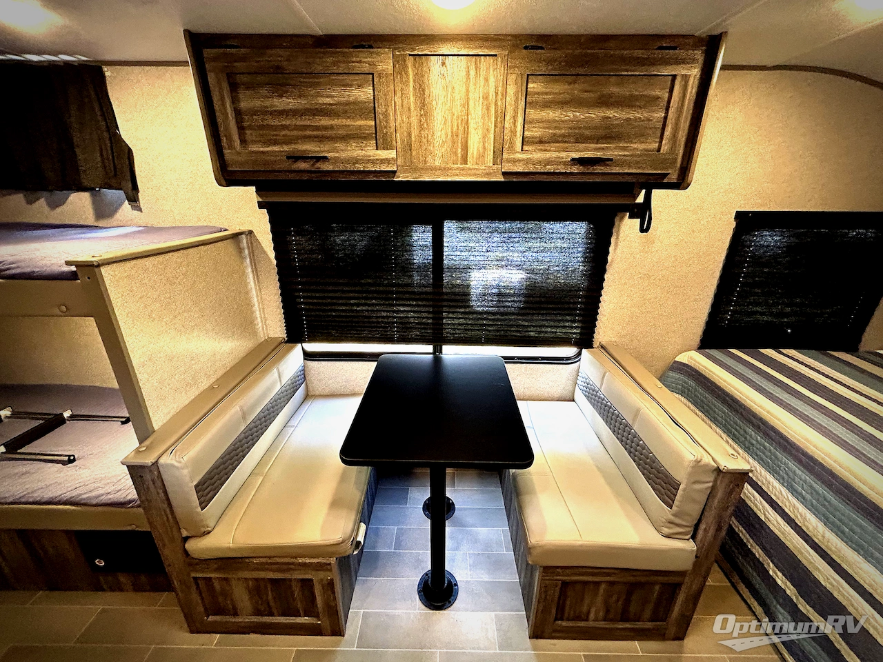 2021 Forest River Salem FSX 177BH Photo 10