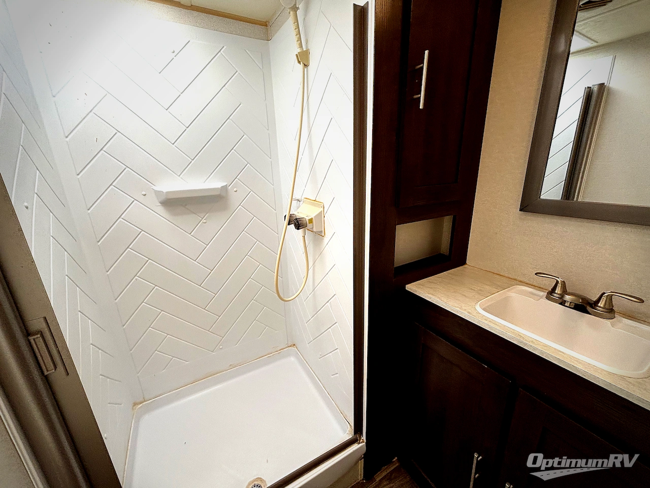 2019 Forest River Salem 27RE Photo 9