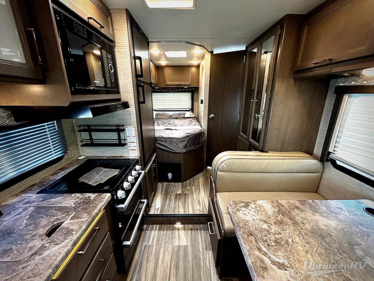 2023 Thor Four Winds 22E Photo 3