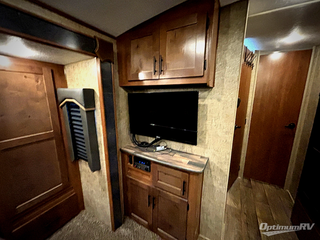 2023 Outdoors RV Black Stone Mountain Series 250RDS Photo 13
