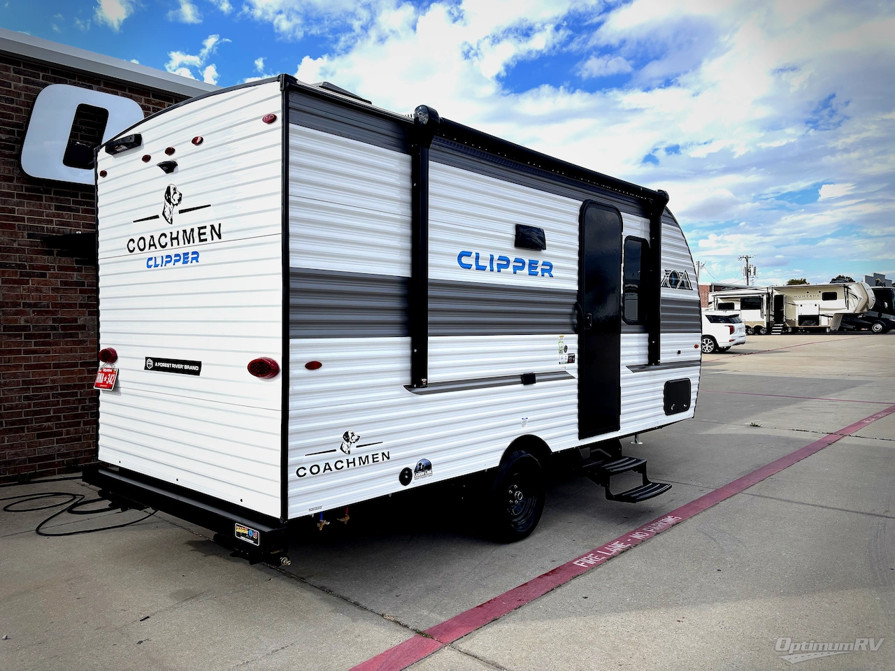 2025 Coachmen Clipper Cadet 17CFQ Photo 2