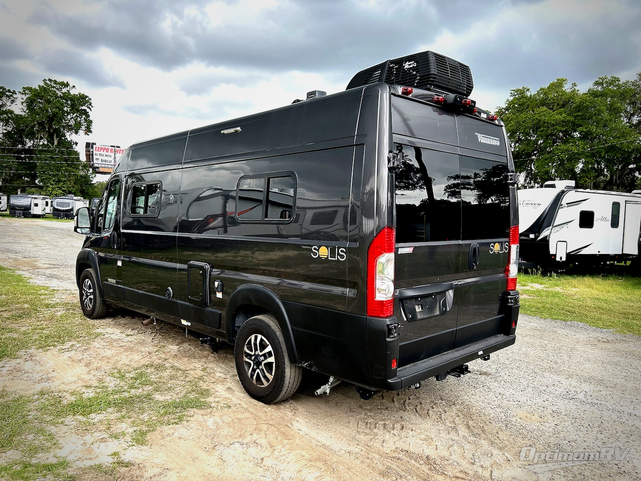 2023 Winnebago Solis 59PX Photo 3