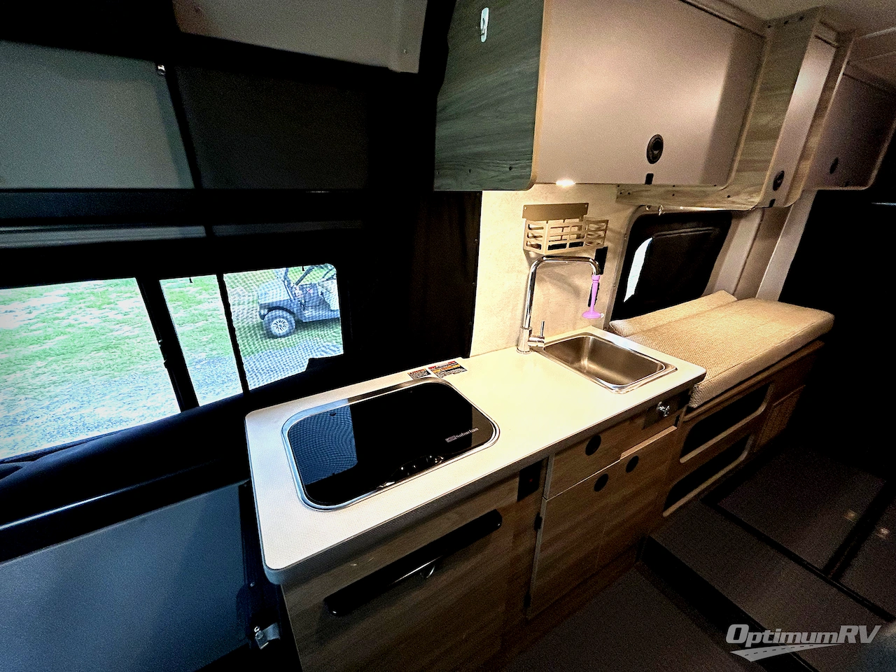 2023 Winnebago Solis 59PX Photo 6