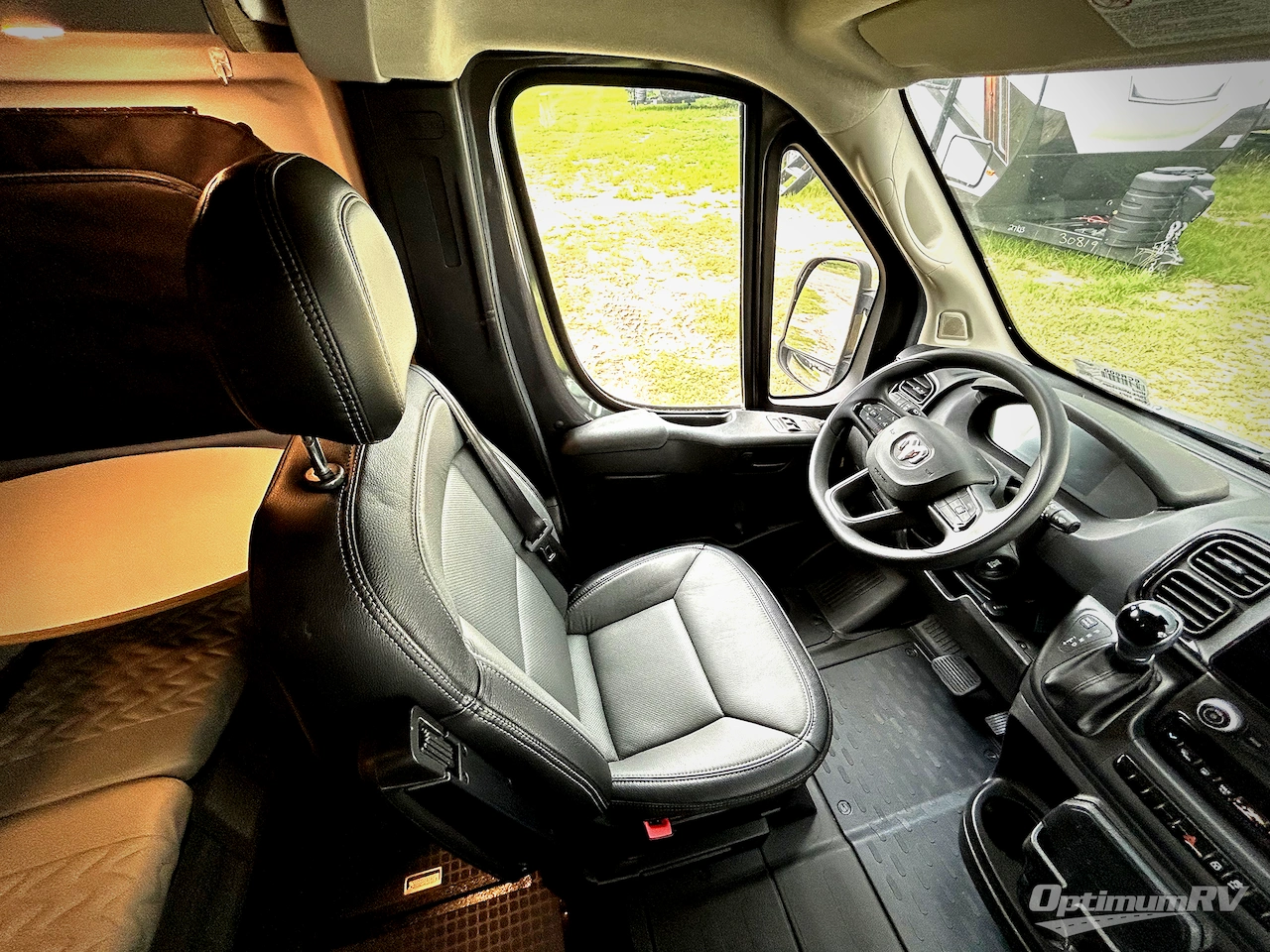 2023 Winnebago Solis 59PX Photo 7