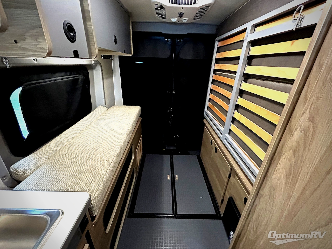 2023 Winnebago Solis 59PX Photo 16
