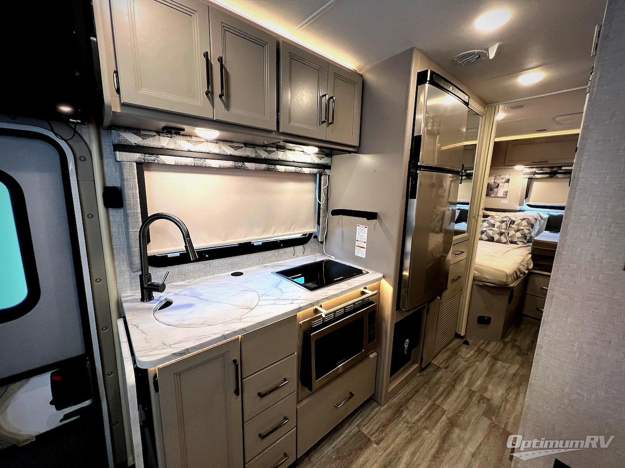 2024 Thor Axis 24.1 Photo 12