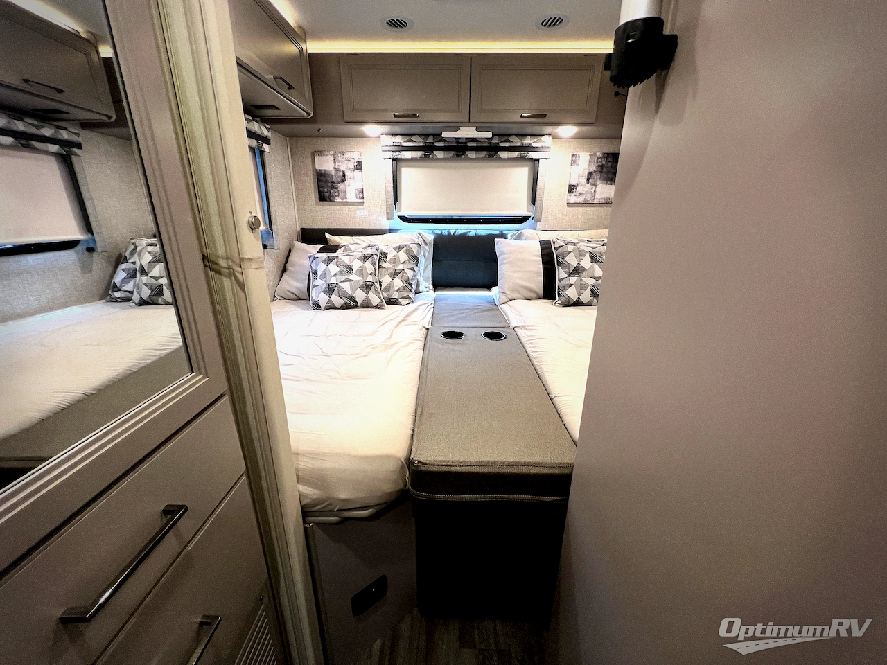2024 Thor Axis 24.1 Photo 19
