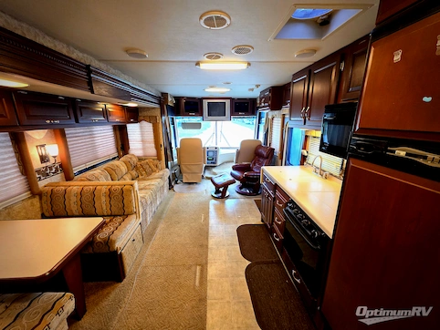 2006 Newmar Scottsdale 3101 RV Photo 2