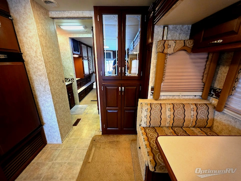 2006 Newmar Scottsdale 3101 RV Photo 4