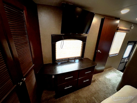 2014 Heartland Road Warrior 410 RV Photo 3