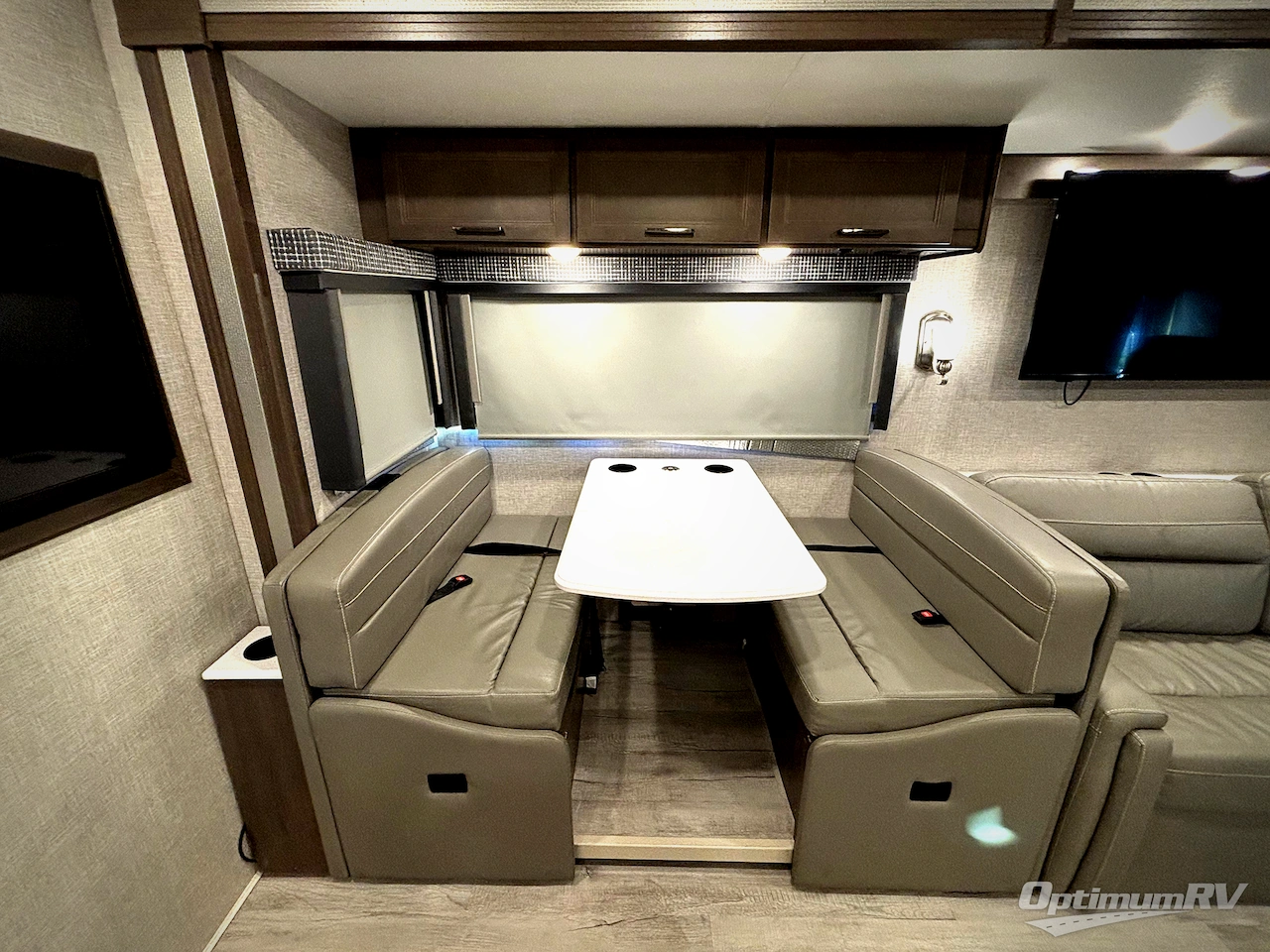 2023 Thor Windsport 34R Photo 10