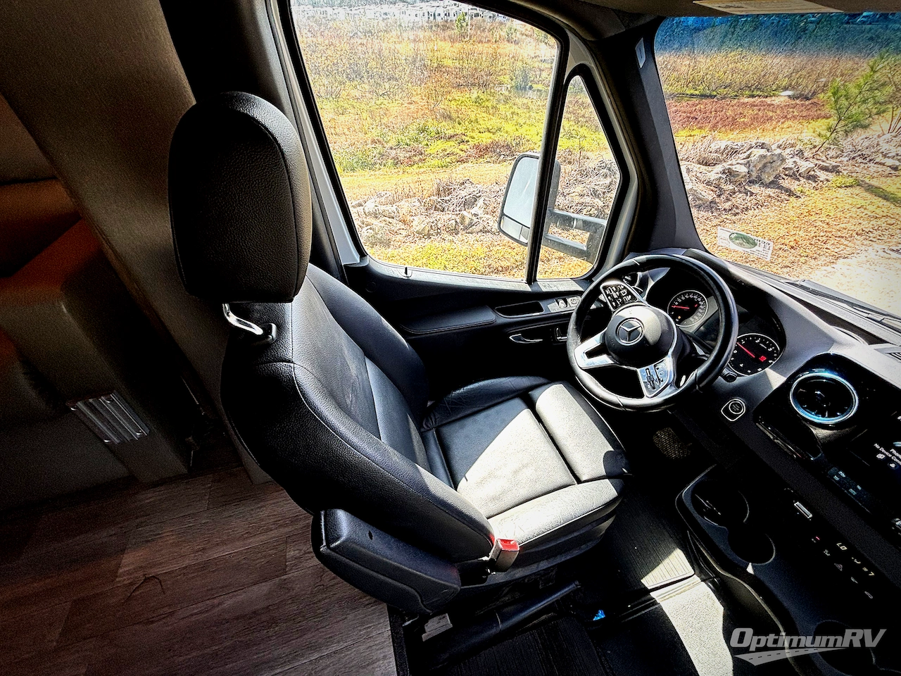 2021 Tiffin Wayfarer 25RW Photo 6