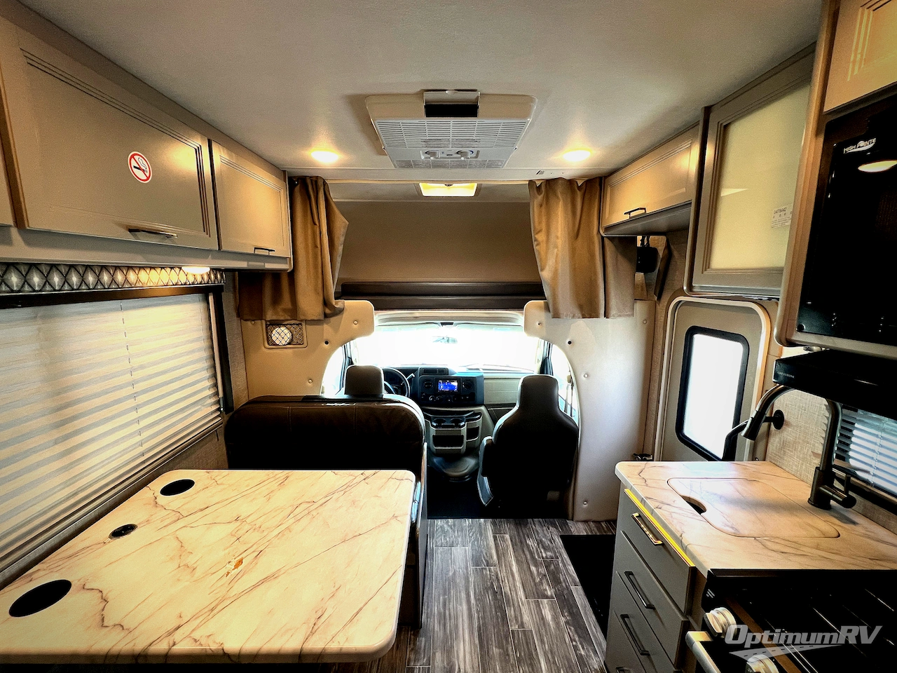 2024 Thor Four Winds 22E Photo 5