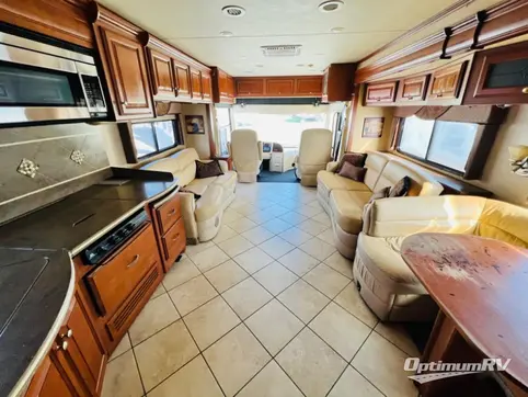 2011 Thor Tuscany 4051 RV Photo 2