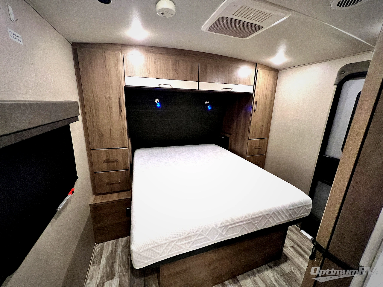 2021 Grand Design Imagine 2800BH Photo 6