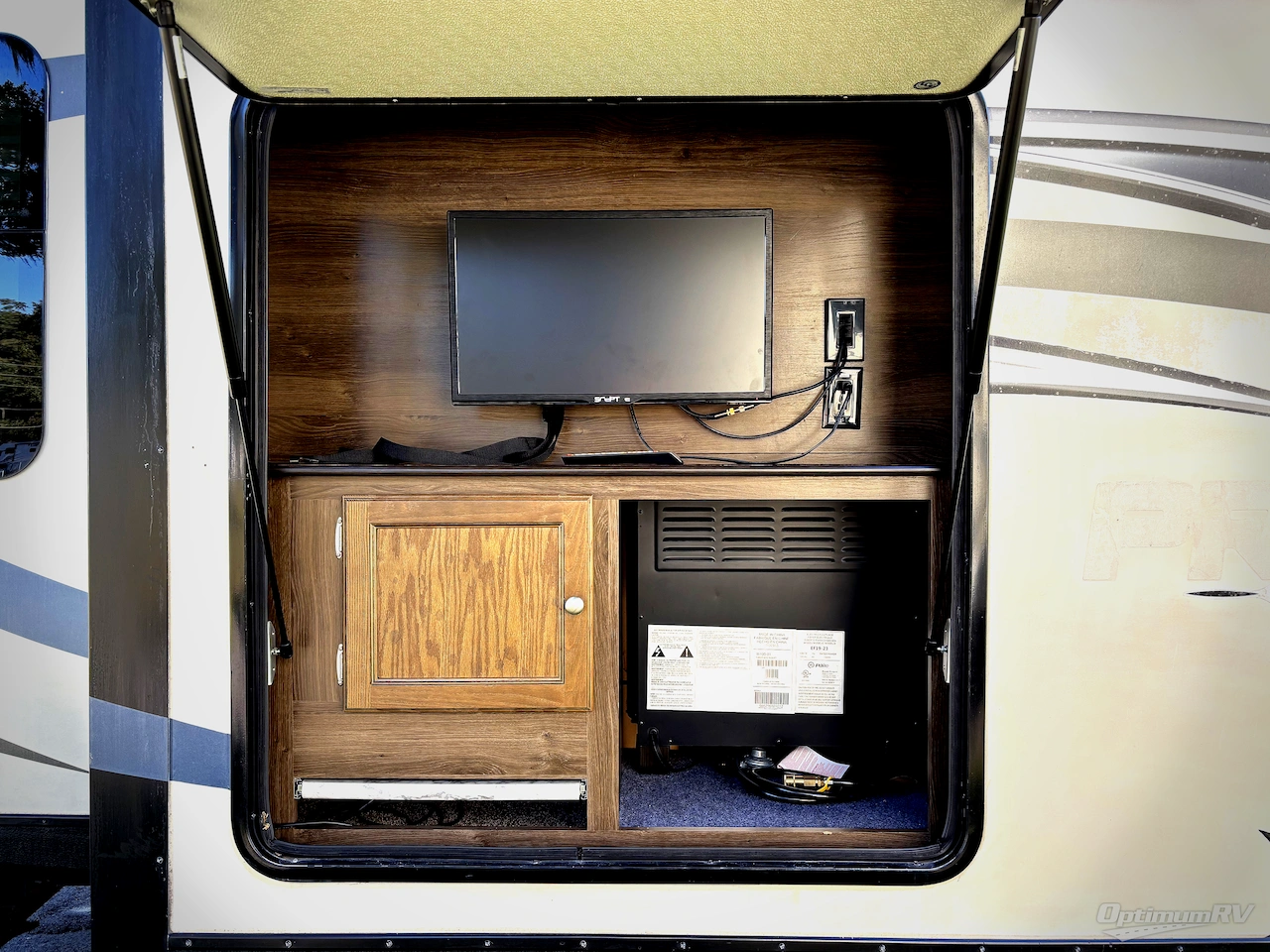 2017 Keystone Premier Ultra Lite 30RIPR Photo 17