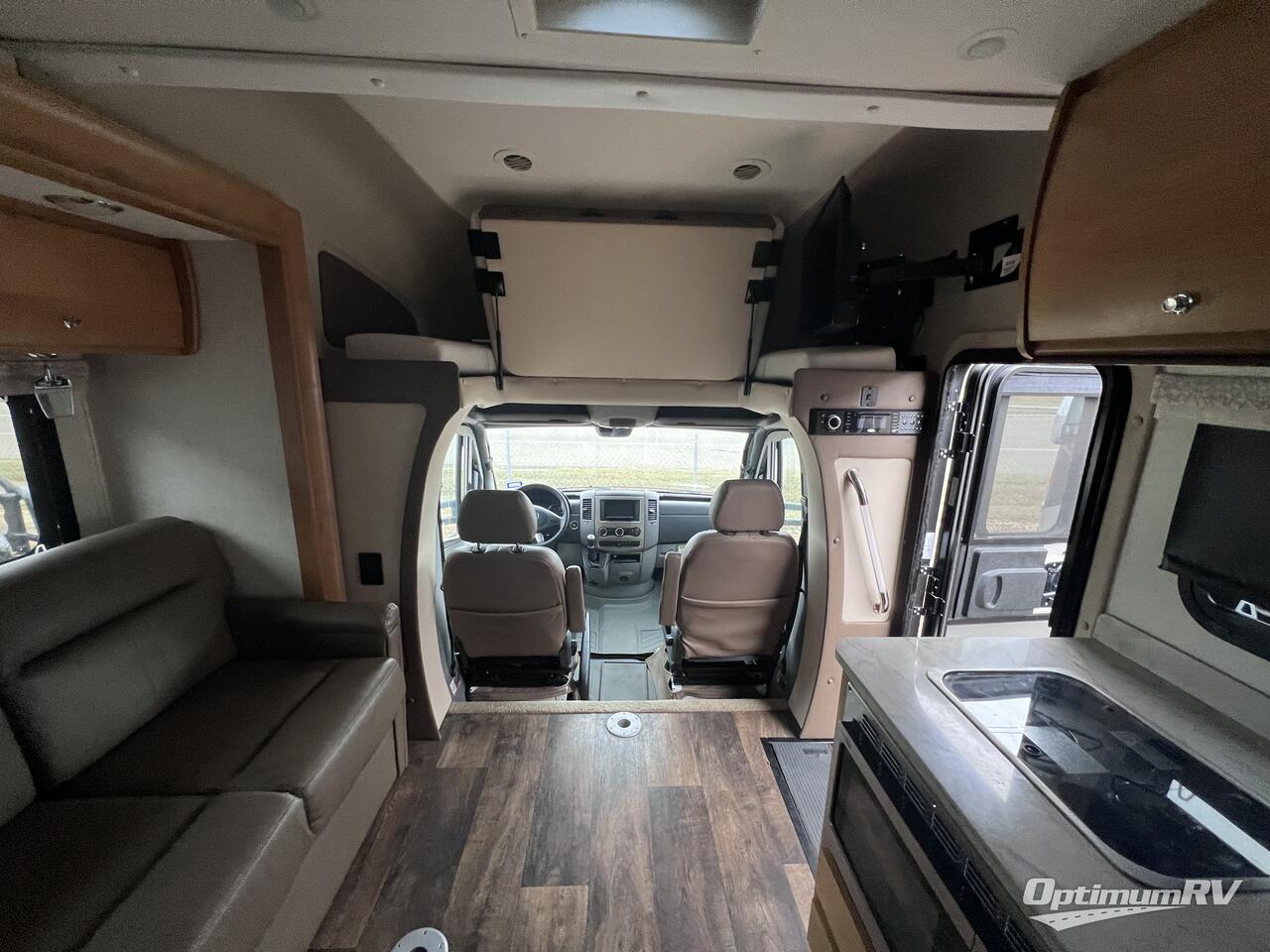 2019 Tiffin Wayfarer 24 TW Photo 7