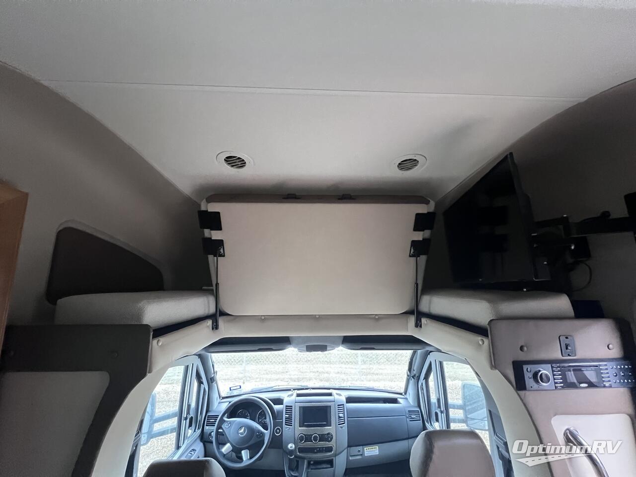 2019 Tiffin Wayfarer 24 TW Photo 5