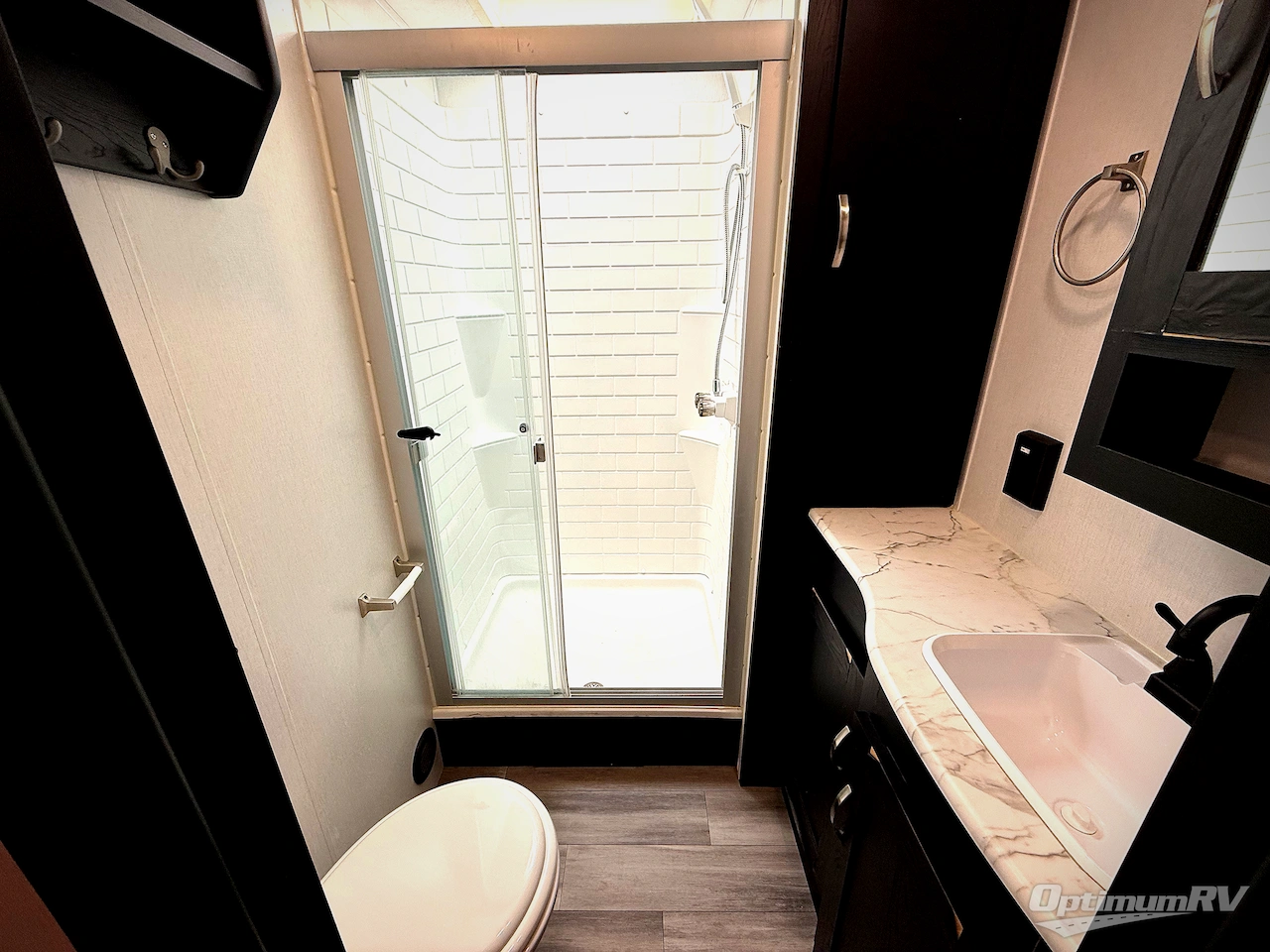 2023 Coachmen Freedom Express Liberty Edition 326BHDSLE Photo 21