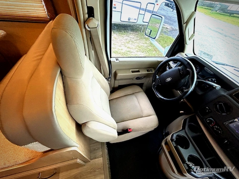 2018 Thor FREEDOM ELITE 22FE RV Photo 3
