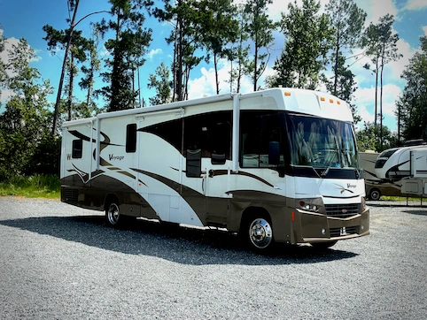 Used 2006 Winnebago Voyage 35A Featured Photo