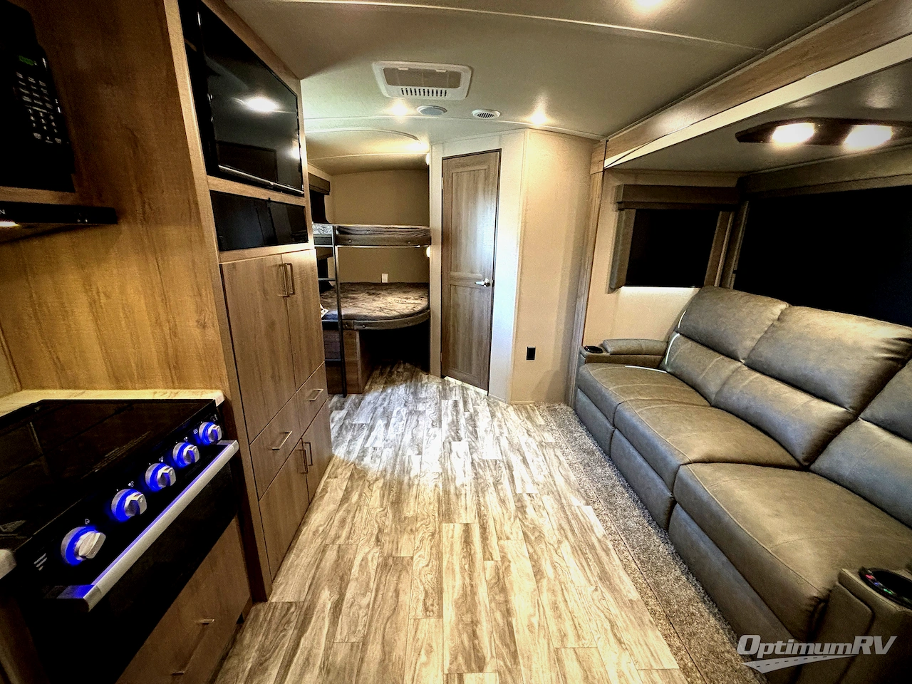 2022 Grand Design Imagine 2400BH Photo 4