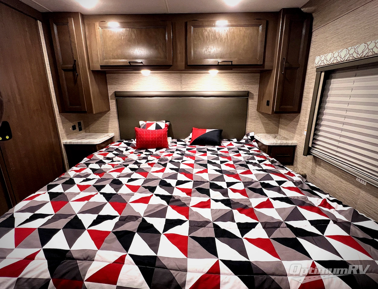 2022 Thor Freedom Traveler 29A Photo 40