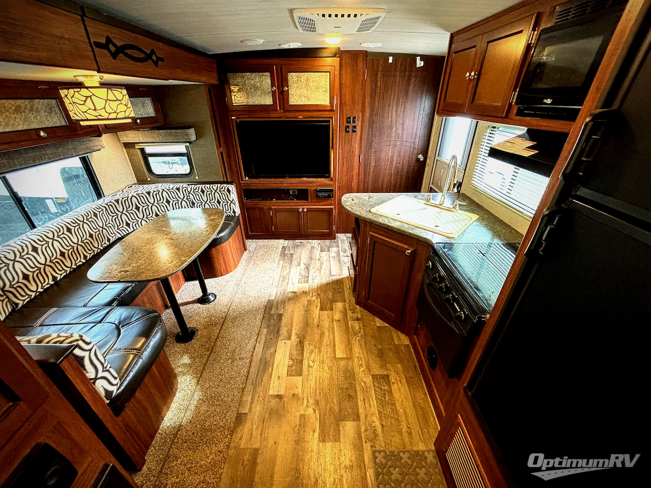 2017 Heartland Mallard 245 Photo 10