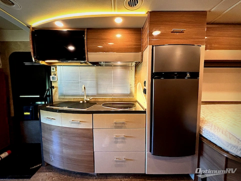 2017 Winnebago View 24J RV Photo 2