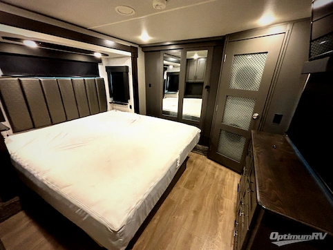 2021 Grand Design MOMENTUM 397TH RV Photo 2