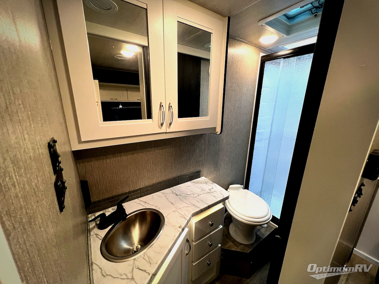 2024 NeXus Viper 25V Photo 25