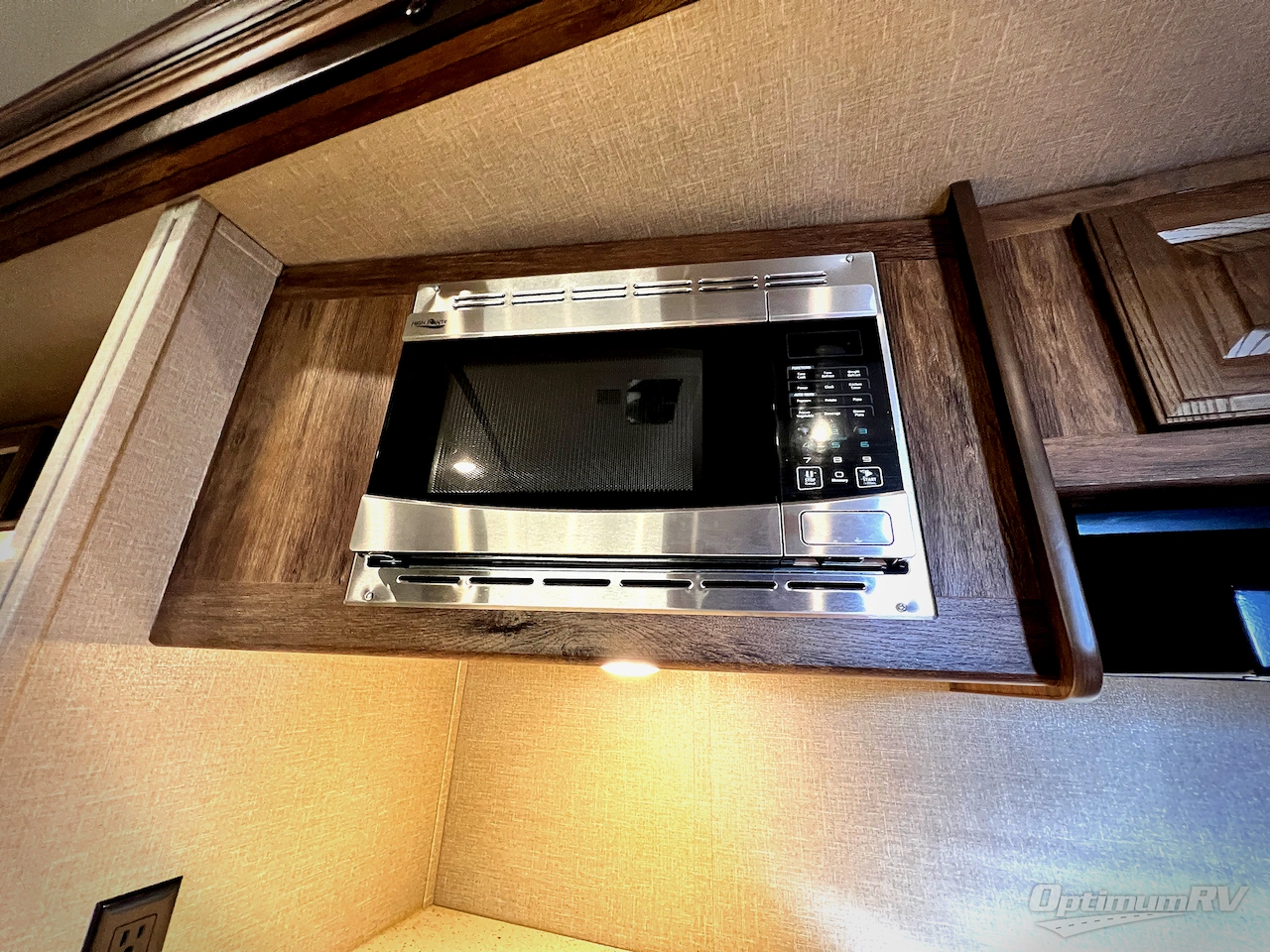 2017 Keystone Cougar X-Lite 29RES Photo 13