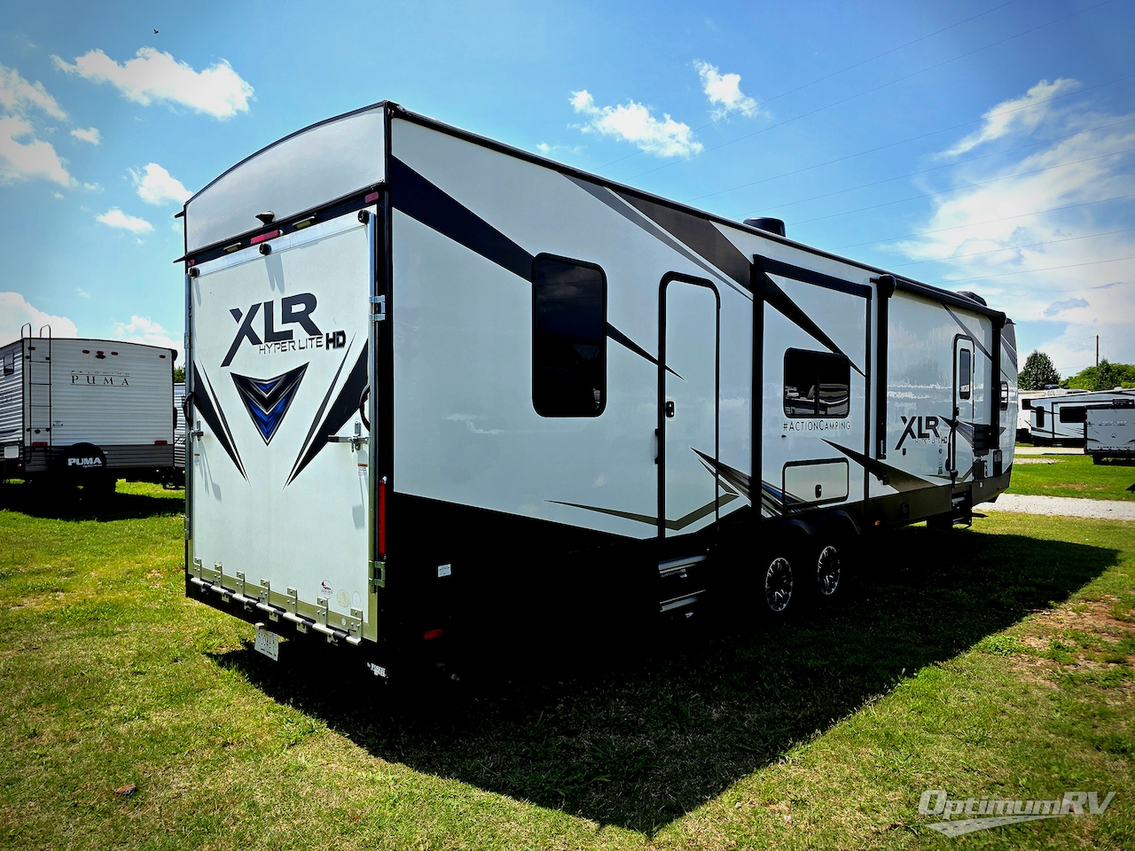 2021 Forest River XLR Hyper Lite 3310 Photo 2
