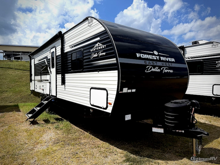 2026 East To West Della Terra 275BH RV Photo 1