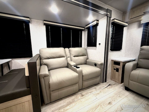 2026 East To West Della Terra 272RL RV Photo 2
