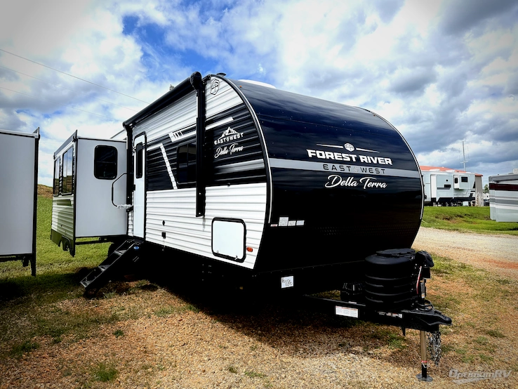 2026 East To West Della Terra 272RL RV Photo 1