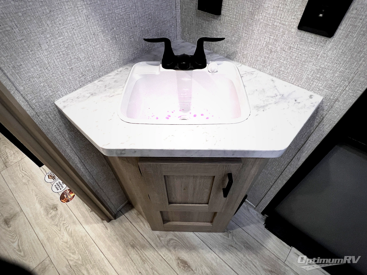 2026 East To West Della Terra 275BH Photo 16