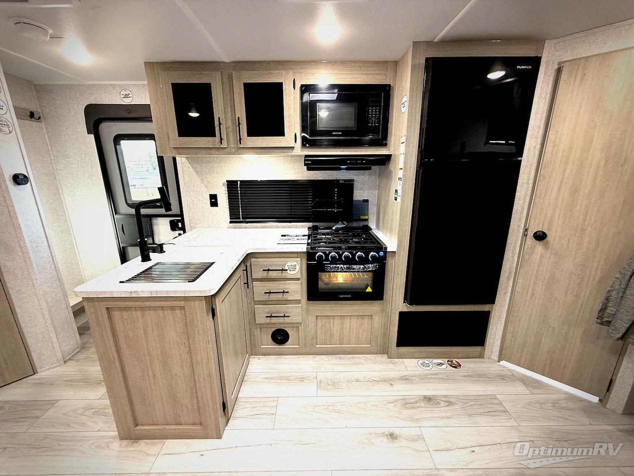 2026 East To West Della Terra 275BH Photo 15