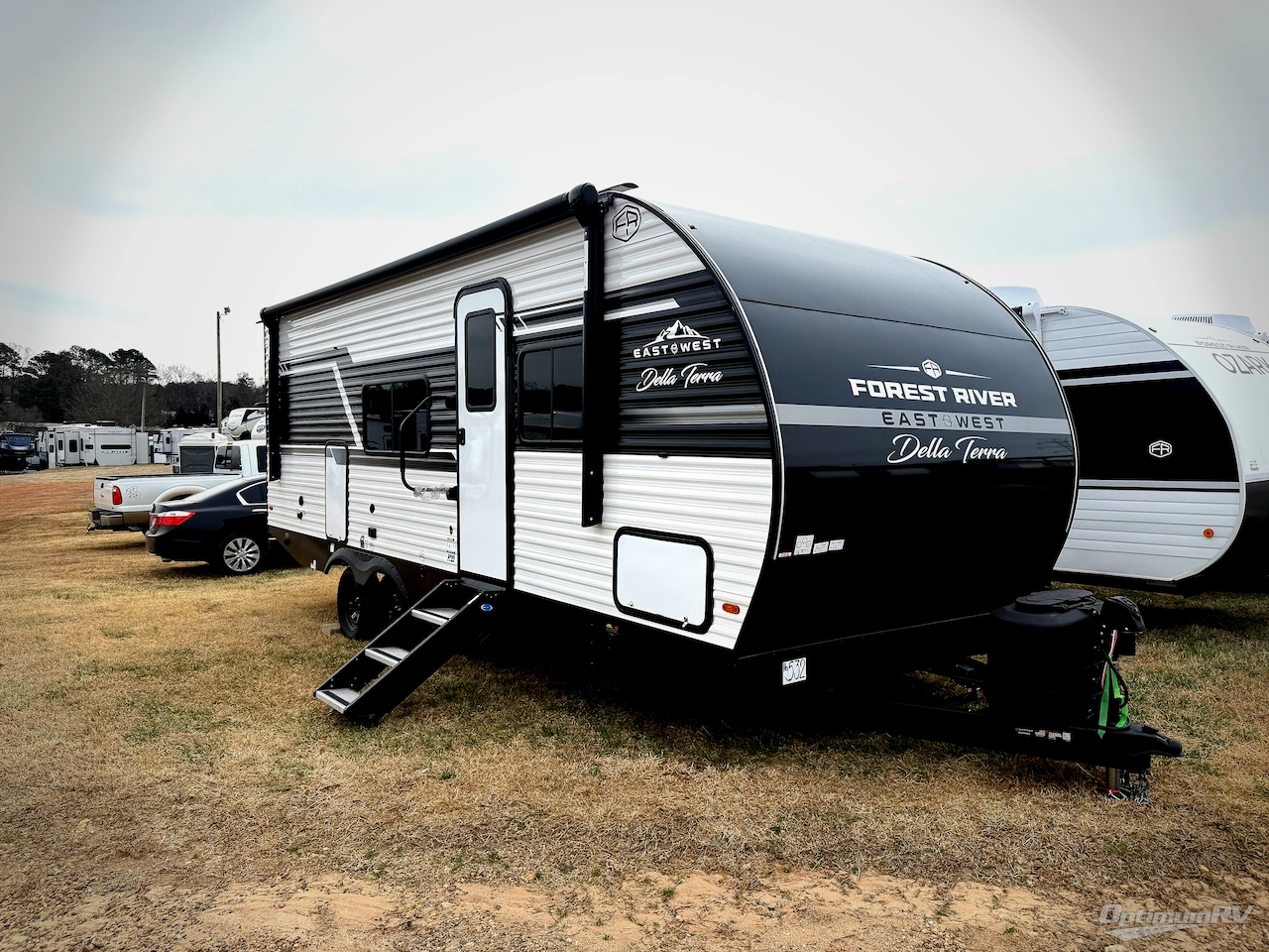 2026 East To West Della Terra 221ML Photo 1
