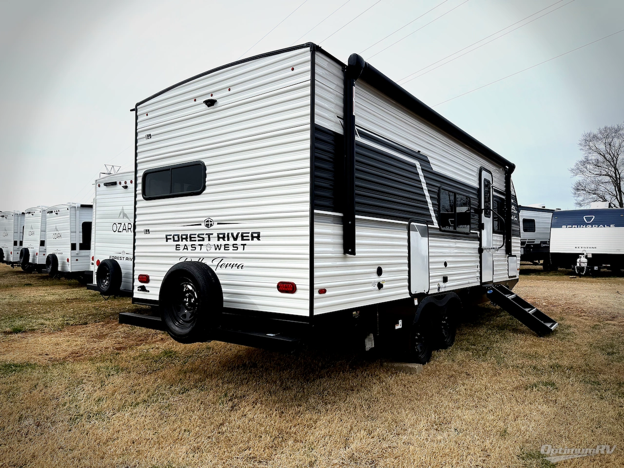 2026 East To West Della Terra 221ML Photo 2