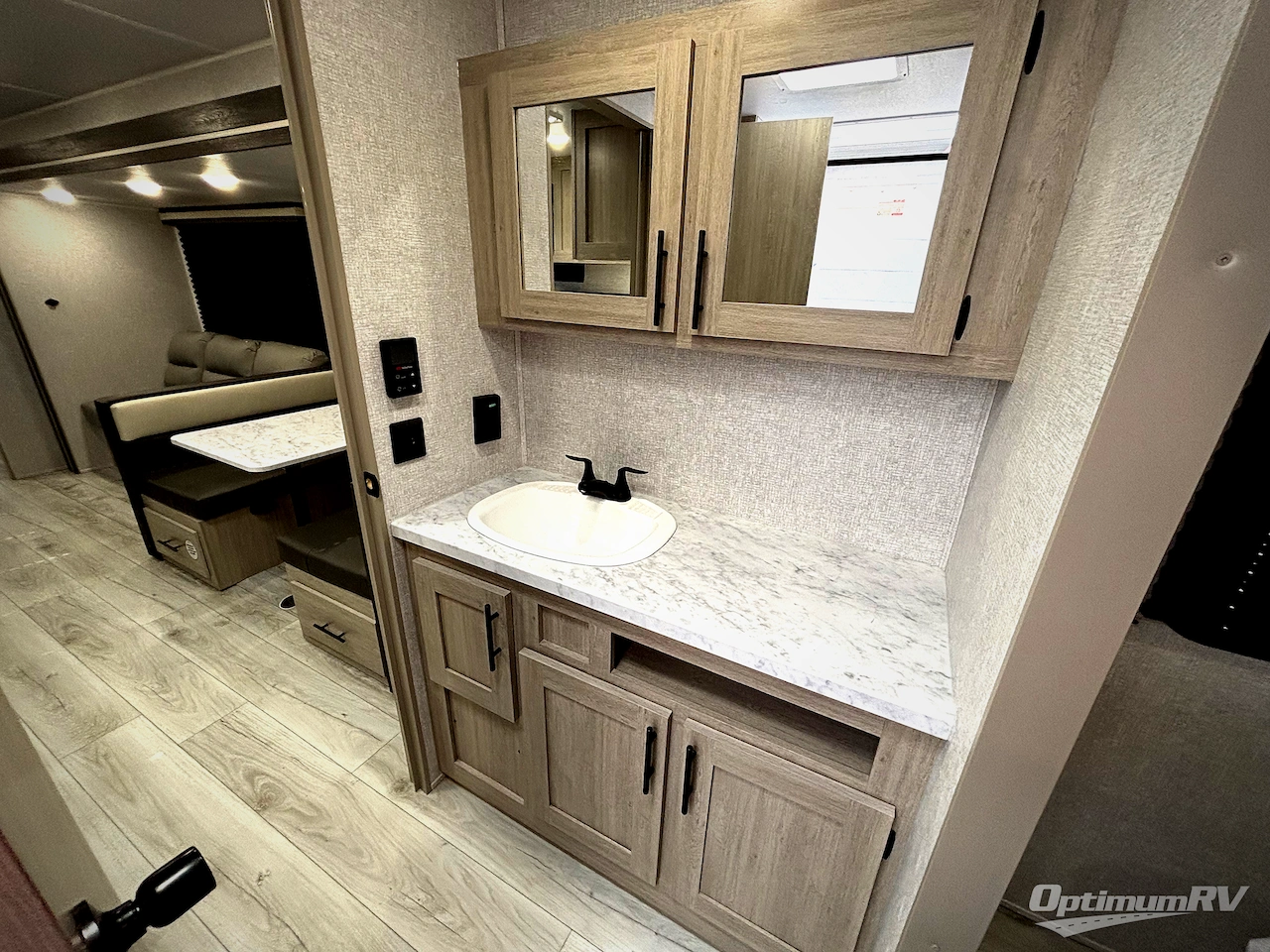 2026 East To West Della Terra 312BH Photo 10